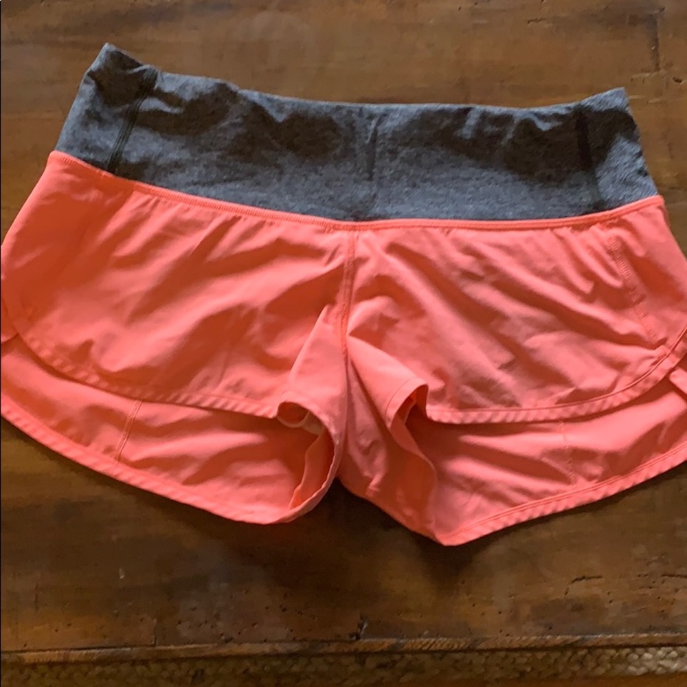 Lululemon Speed Up size 6